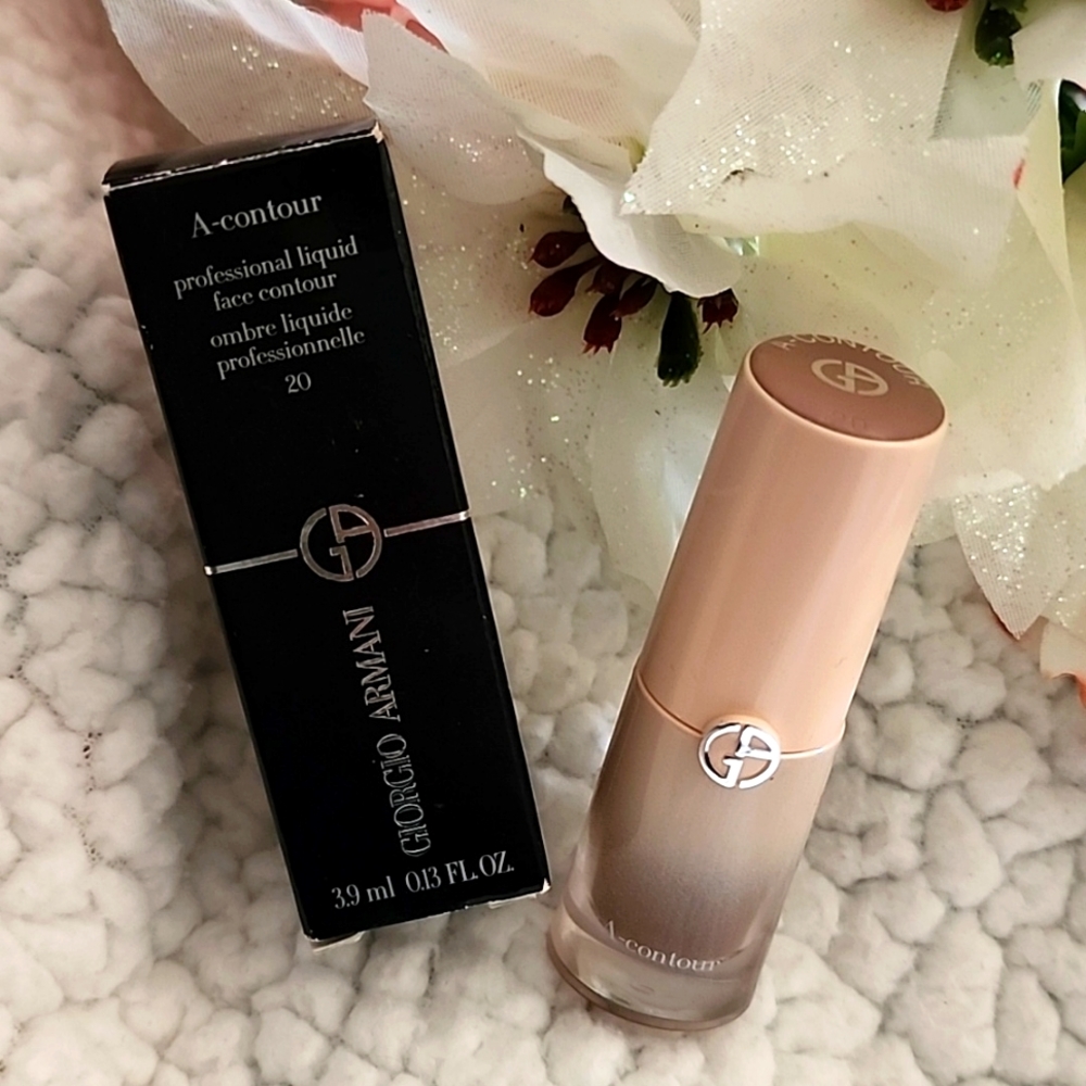 Giorgio Armani A-contour
